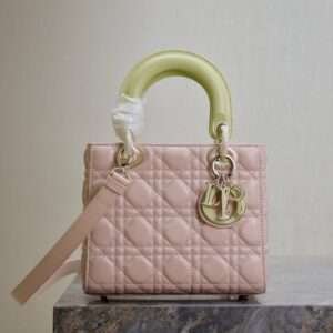 DIOR MEDIUM LADY BAG 20 IN BABY PINK QUILTED MACROCANNAGE CALFSKIN SWAMP YELLOW STRAP
