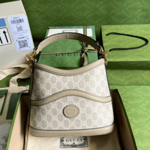 Gucci Handle Bag with Gucci Logo Pattern 25x21cm