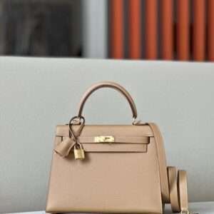 Hermes Kelly 20 Gold hardware