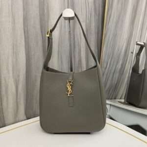 Saint Laurent Le 5 à 7 Supple Hobo Bag